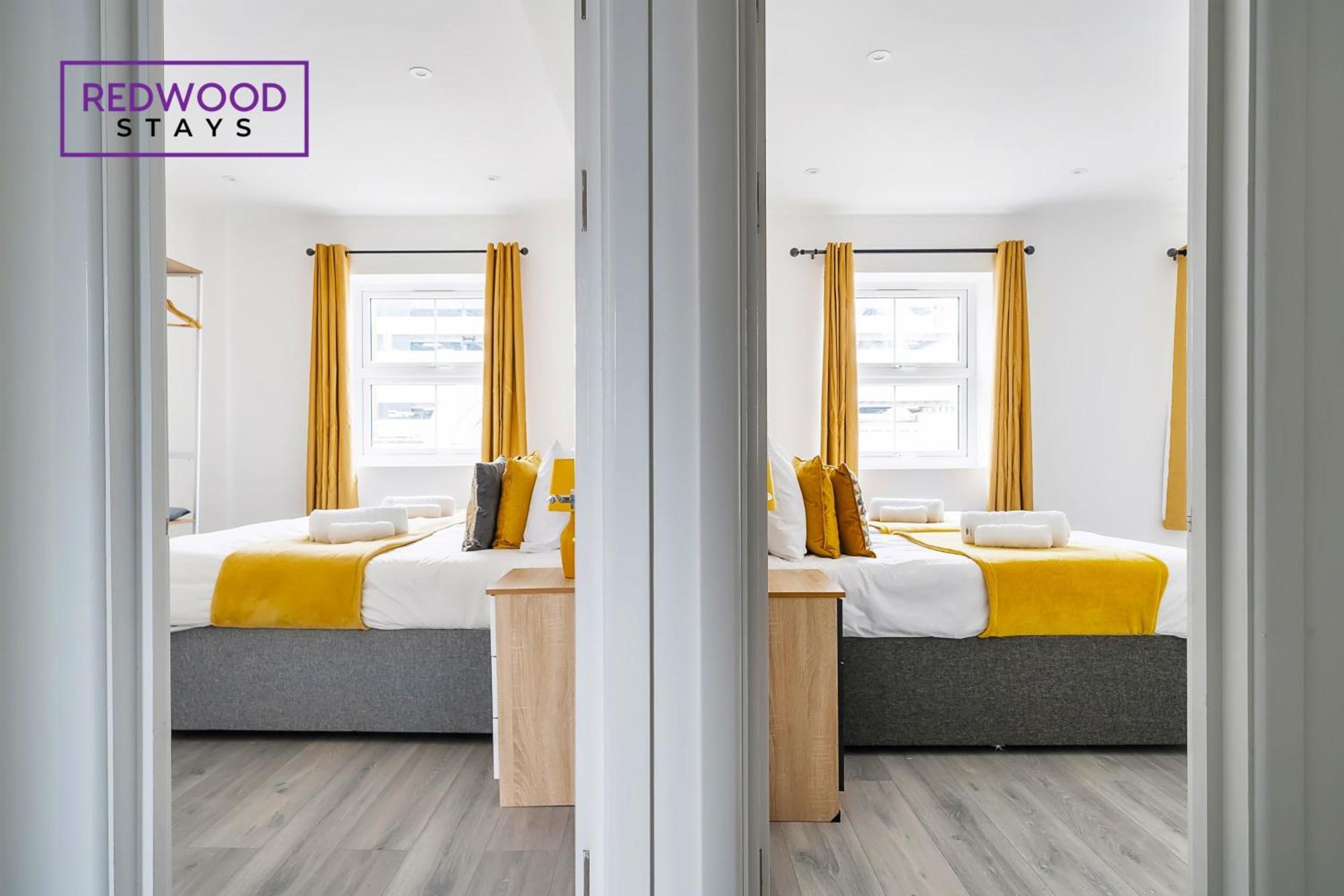 Brand New, 2 Bed 1 Bath, Modern Town Center Apartment, Free Wifi & Netflix By Redwood Stays Алдършот Екстериор снимка